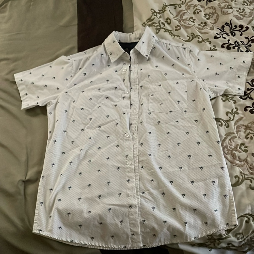 Nautica White Casual Button Down Shirt with Geometric Print